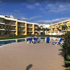 Spacieux Logis Des Fees De La Marina En Rez-de-chaussee De Chaussee Albufeira